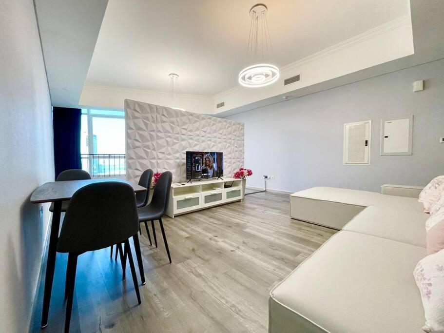 Cozy Upgraded Residential Flat With Sea, Mangrove, Pool View - 1203 Not Hotel Abu Dabi Exterior foto